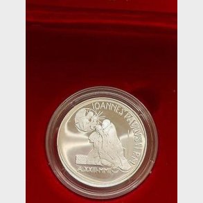 Vatikanet. 5000 lire 2001.